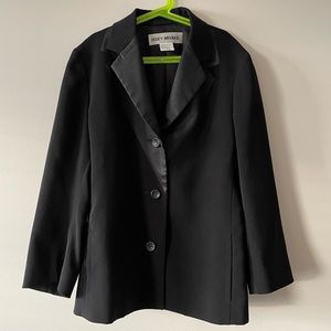 ISSEY MIYAKE Black Blazer